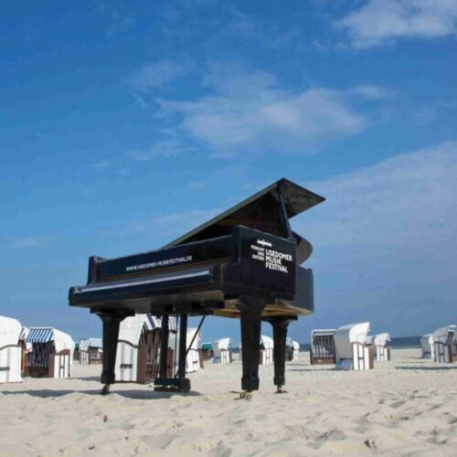 Konzertflügel am Strand des Usedomer Musikfestivals